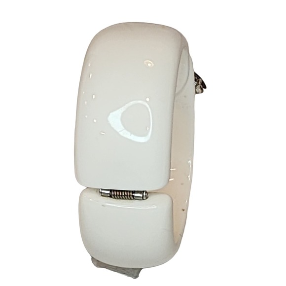 Vintage Style Beetle Chunky Cuff Bracelet Embellished Crystal Emerald Green - Picture 8 of 9